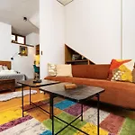 Old Town 2br Spacious House With Private Garden And Free Parking 빌라 플로브디프