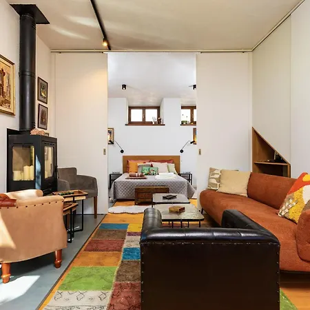 Луксозна вила Old Town 2br Spacious House With Private Garden And Free Parking *