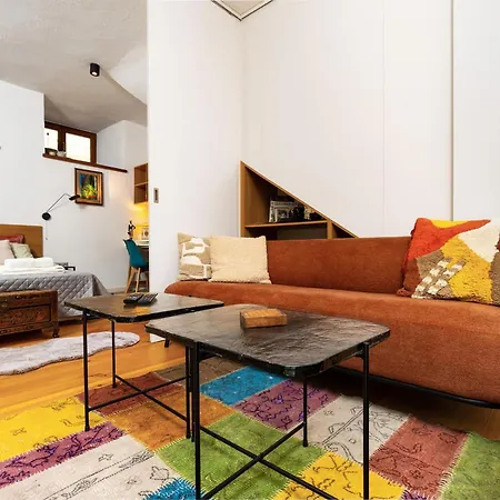 Old Town 2br Spacious House With Private Garden And Free Parking فيلة بلوفديف